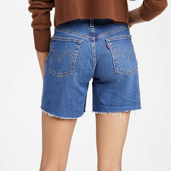 Levi's | 501 Shorts Mid Thigh High Rise - Picture 2 of 7